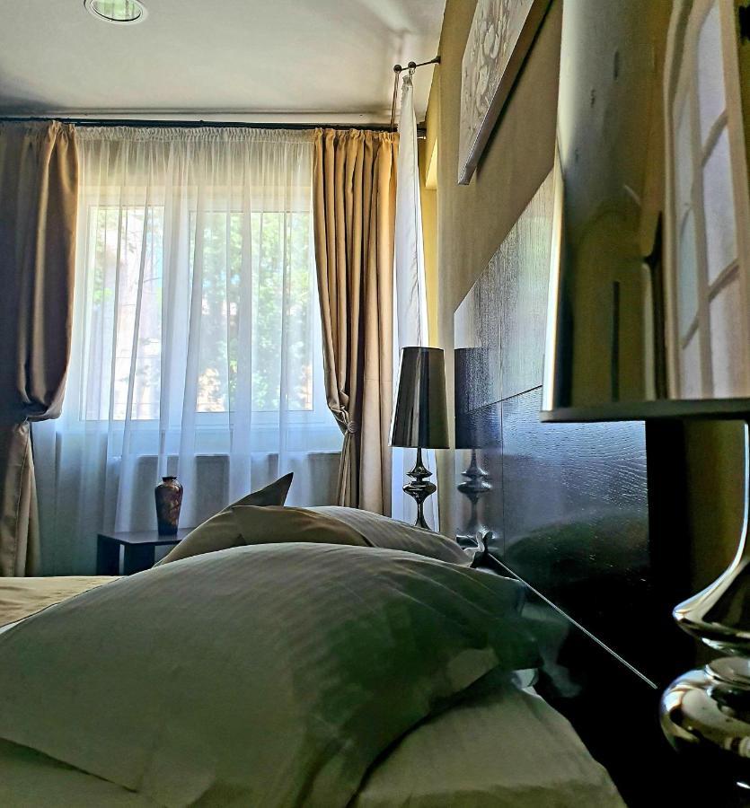 Vila Sia บูคาเรสต์ ภายนอก รูปภาพ
